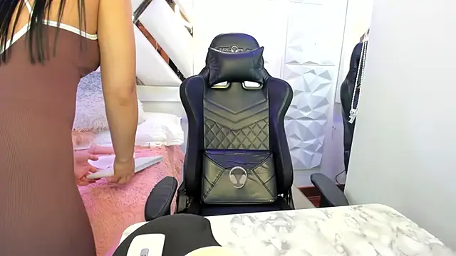 Snapshot of Mila_Star7 chatting on September 24, 2025, 11:35 am Mila Star7 online show from September 24, 2025, 11:35 am