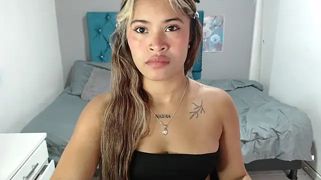 mia sexgirl online show from March 19, 2026, 12:20 pm