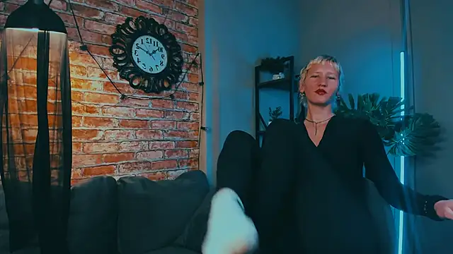 Snapshot of Kim_Waite chatting on September 27, 2025, 2:44 pm Kim Waite online show from September 27, 2025, 2:44 pm