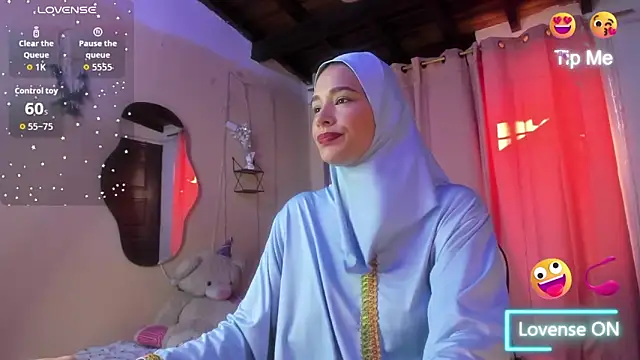 ShanaJamil online show from November 12, 2025, 12:05 pm