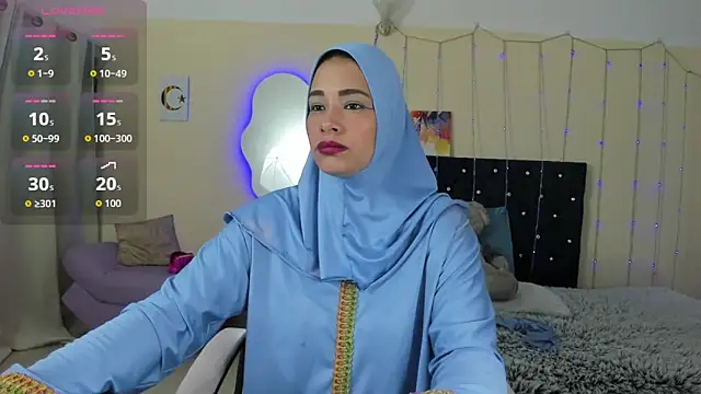 ShanaJamil online show from May 14, 2026, 12:01 pm