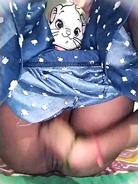 Snapshot of Rapunzal chatting on October 5, 2025, 6:34 am Rapunzal online show from October 5, 2025, 6:34 am