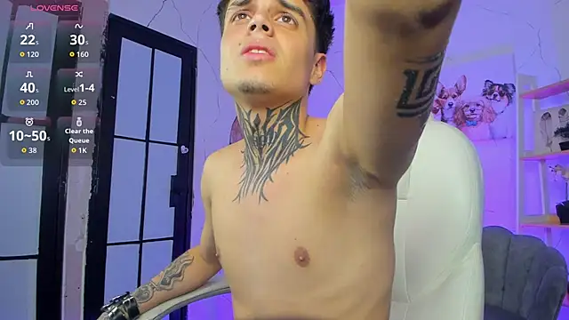 Snapshot of Declan-Fox chatting on November 8, 2025, 4:34 am Declan-Fox online show from November 8, 2025, 4:34 am