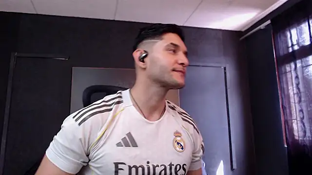 RichardMilleer online show from April 7, 2026, 2:17 pm