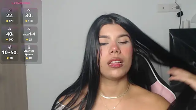 Snapshot of MayaScott11 chatting on October 29, 2025, 7:04 pm MayaScott11 online show from October 29, 2025, 7:04 pm