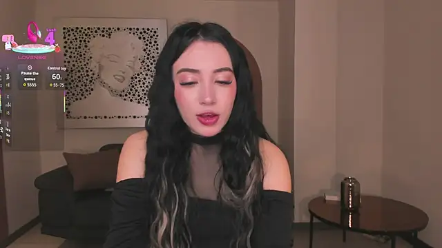 KatieAngelX online show from October 20, 2025, 11:21 am