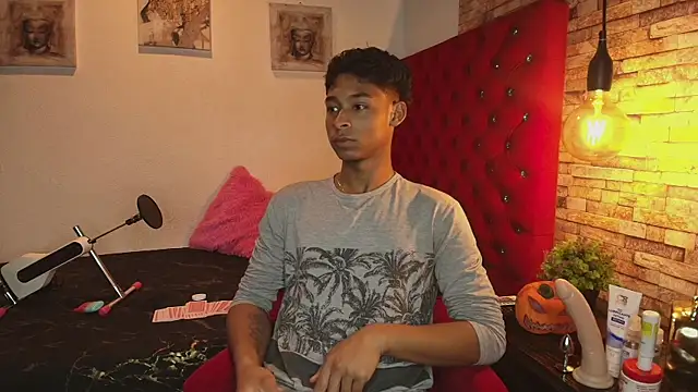 CoffeNaughty nom online show from October 15, 2025, 3:28 am