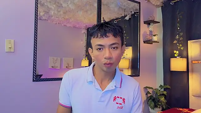 Snapshot of Marcello_Nova chatting on September 18, 2025, 11:56 am Marcello Nova online show from September 18, 2025, 11:56 am