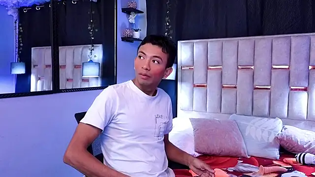 Snapshot of Marcello_Nova chatting on September 19, 2025, 11:55 am Marcello Nova online show from September 19, 2025, 11:55 am