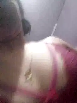 Snapshot of Cachorrinha2025 chatting on October 9, 2025, 4:10 am Cachorrinha2025 online show from October 9, 2025, 4:10 am