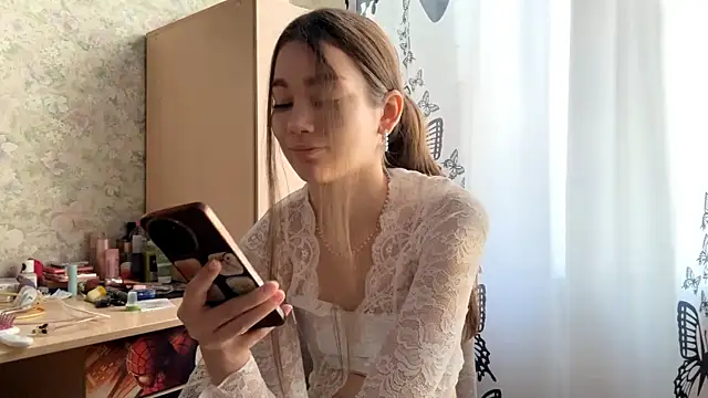 Cuteviola online show from March 2, 2026, 1:08 am