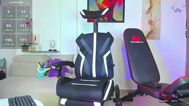 JordanRossie online show from November 26, 2025, 2:18 pm