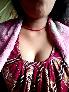 Snapshot of soni2005 chatting on February 12, 2026, 2:39 am soni2005 online show from February 12, 2026, 2:39 am