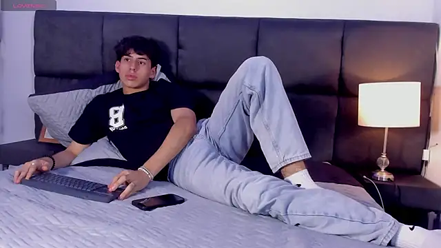 Snapshot of Aaron_Spencer13 chatting on September 23, 2025, 6:22 pm Aaron Spencer13 online show from September 23, 2025, 6:22 pm