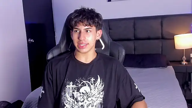 Snapshot of Aaron_Spencer13 chatting on September 24, 2025, 6:22 pm Aaron Spencer13 online show from September 24, 2025, 6:22 pm