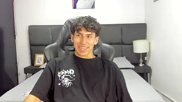 Snapshot of Aaron_Spencer13 chatting on September 26, 2025, 7:29 pm Aaron Spencer13 online show from September 26, 2025, 7:29 pm