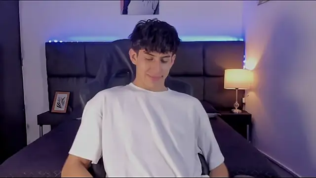 Snapshot of Aaron_Spencer13 chatting on September 29, 2025, 6:13 pm Aaron Spencer13 online show from September 29, 2025, 6:13 pm