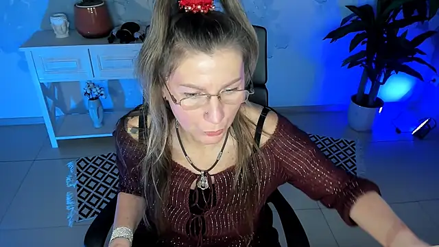 UmaSpace online show from November 30, 2025, 5:11 am