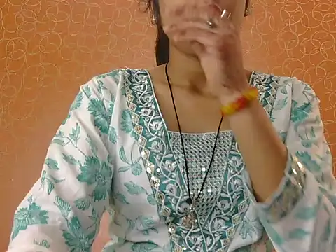 soniya babby online show from November 12, 2025, 4:35 am