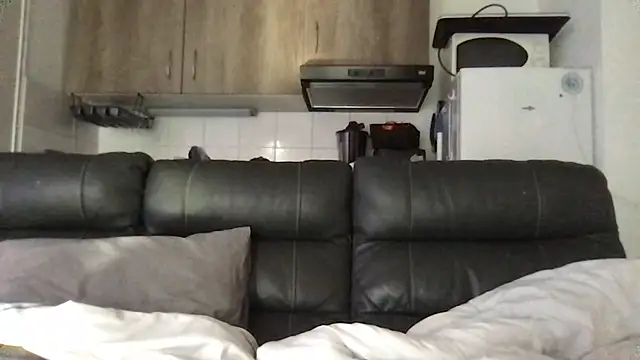 Snapshot of flambeur93 chatting on November 8, 2025, 11:54 am flambeur93 online show from November 8, 2025, 11:54 am