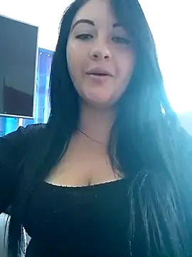 leidi cute online show from September 13, 2025, 5:57 pm