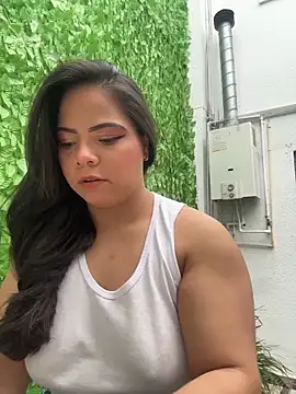 ROUSE SINCLAIR online show from November 17, 2025, 7:41 pm