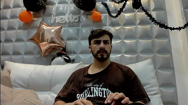 Snapshot of Jack_Daniel__ chatting on October 31, 2025, 5:47 pm Jack Daniel online show from October 31, 2025, 5:47 pm