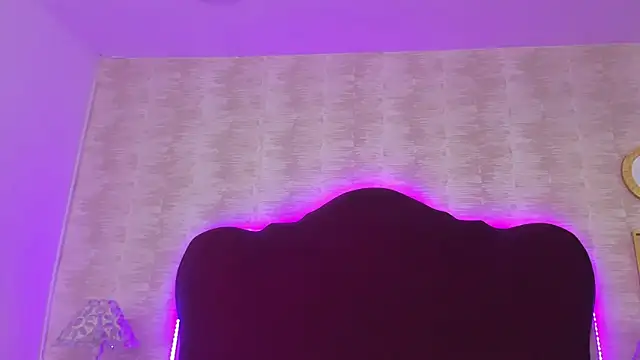 LaylaaDoll online show from October 9, 2025, 5:44 pm