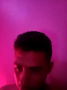 Snapshot of SrDeLaOz chatting on September 18, 2025, 4:36 am SrDeLaOz online show from September 18, 2025, 4:36 am