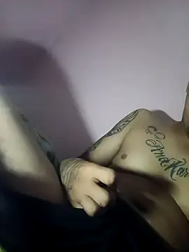 Snapshot of SrDeLaOz chatting on September 21, 2025, 10:28 am SrDeLaOz online show from September 21, 2025, 10:28 am