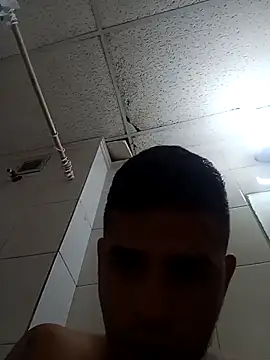 Snapshot of SrDeLaOz chatting on September 23, 2025, 4:04 am SrDeLaOz online show from September 23, 2025, 4:04 am