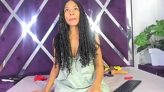 Snapshot of angelkyraasm chatting on November 4, 2025, 12:37 pm angelkyraasm online show from November 4, 2025, 12:37 pm