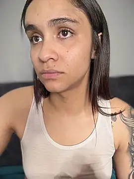 Snapshot of Isabella-Teen chatting on February 3, 2026, 2:53 am Isabella-Teen online show from February 3, 2026, 2:53 am