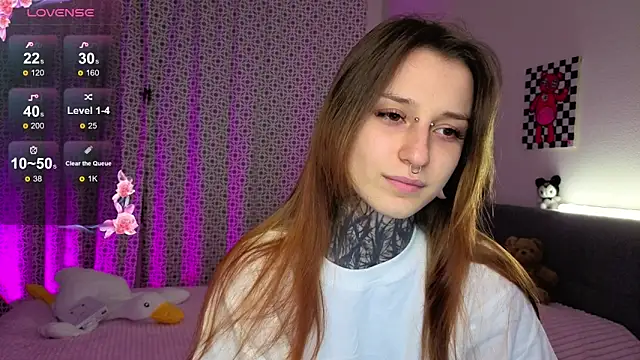 Snapshot of LilithPoison chatting on October 19, 2025, 6:08 pm LilithPoison online show from October 19, 2025, 6:08 pm