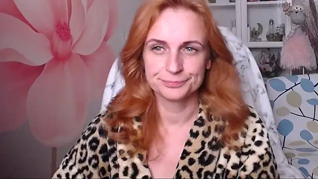 Snapshot of Venus_love1 chatting on October 10, 2025, 5:12 pm Venus love1 online show from October 10, 2025, 5:12 pm