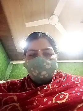 Snapshot of Love-890 chatting on October 5, 2025, 5:33 pm Love-890 online show from October 5, 2025, 5:33 pm