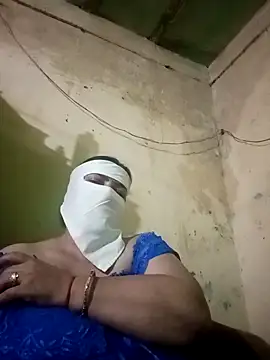 Snapshot of Love-890 chatting on October 18, 2025, 5:03 pm Love-890 online show from October 18, 2025, 5:03 pm