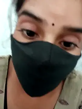 Aaisha-16 online show from November 22, 2025, 2:43 am