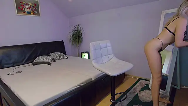 Snapshot of LustfulSin_ chatting on November 3, 2025, 7:20 am LustfulSin online show from November 3, 2025, 7:20 am