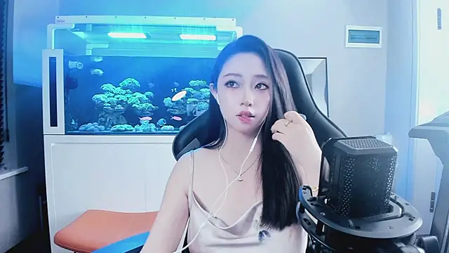 Snapshot of Keke-Bai chatting on October 7, 2025, 11:29 am Keke-Bai online show from October 7, 2025, 11:29 am