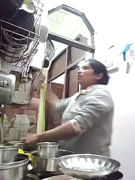 aliya-jaan71 online show from December 1, 2025, 5:07 pm