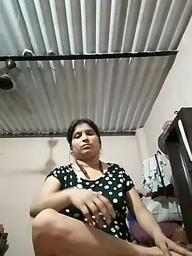 aliya-jaan71 online show from April 29, 2026, 5:52 pm