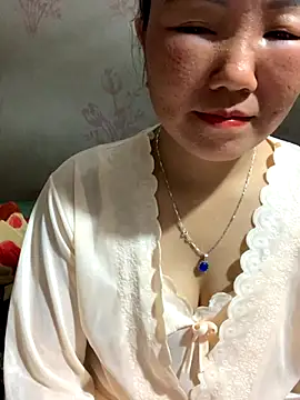  losrt cherry  online show from October 27, 2025, 2:32 pm