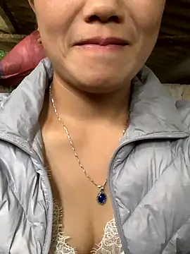  losrt cherry  online show from November 8, 2025, 3:29 am