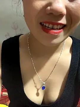  losrt cherry  online show from November 12, 2025, 1:17 am