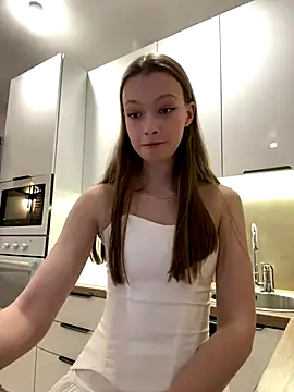 FriendlyFire 18 online show from September 30, 2025, 5:51 pm