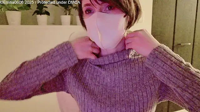 MariaM 080 online show from December 5, 2025, 9:00 pm