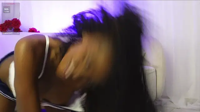 Snapshot of SUM___ chatting on November 18, 2025, 6:45 pm SUM online show from November 18, 2025, 6:45 pm