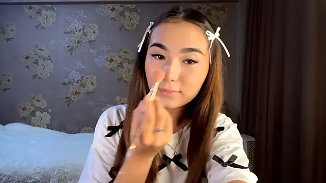 Snapshot of BahaiHeaven chatting on October 5, 2025, 1:09 pm BahaiHeaven online show from October 5, 2025, 1:09 pm