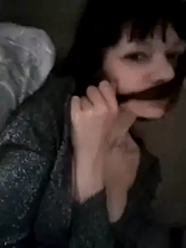 AliceSwan1122 online show from March 10, 2026, 11:10 pm